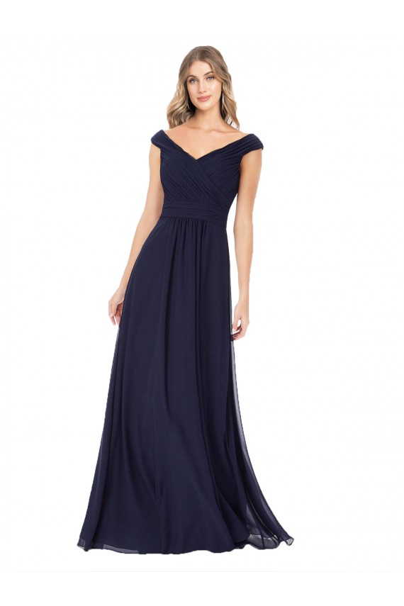Dunkelmarine A-Linien Off-Schulter Chiffon Lange Brautjungfernkleider Ausverkauf