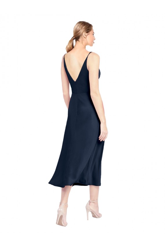 Dunkelmarine A-Linien V-Ausschnitt Midi Stretch-Satin Kurze Formale Brautjungfernkleider / Abendkleider / Abiballkleider / Cocktailkleider / Heimkehr Kleider Ausverkauf