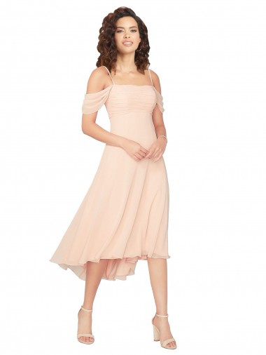 Eisrosa A-Linien Quadrat Ausschnitt Midi Chiffon Kurze Brautjungfernkleider Ausverkauf