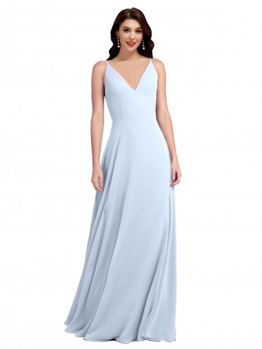 Helles Himmelblau A-Linien V-Ausschnitt Chiffon Lange Brautjungfernkleider Ausverkauf