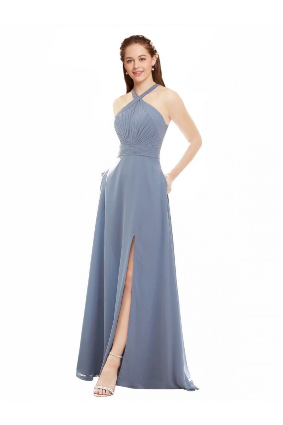 Staubiges Blau A-Linien Neckholder Stehkragen Ausschnitt Chiffon Lange Brautjungfernkleider Ausverkauf
