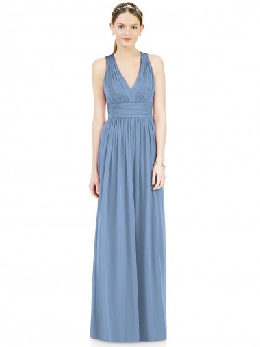 Staubiges Blau A-Linien V-Ausschnitt Chiffon Lange Brautjungfernkleider Ausverkauf