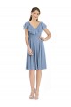 Staubiges Blau A-Linien V-Ausschnitt Knielang Cocktail Chiffon Kurze Brautjungfernkleider Ausverkauf